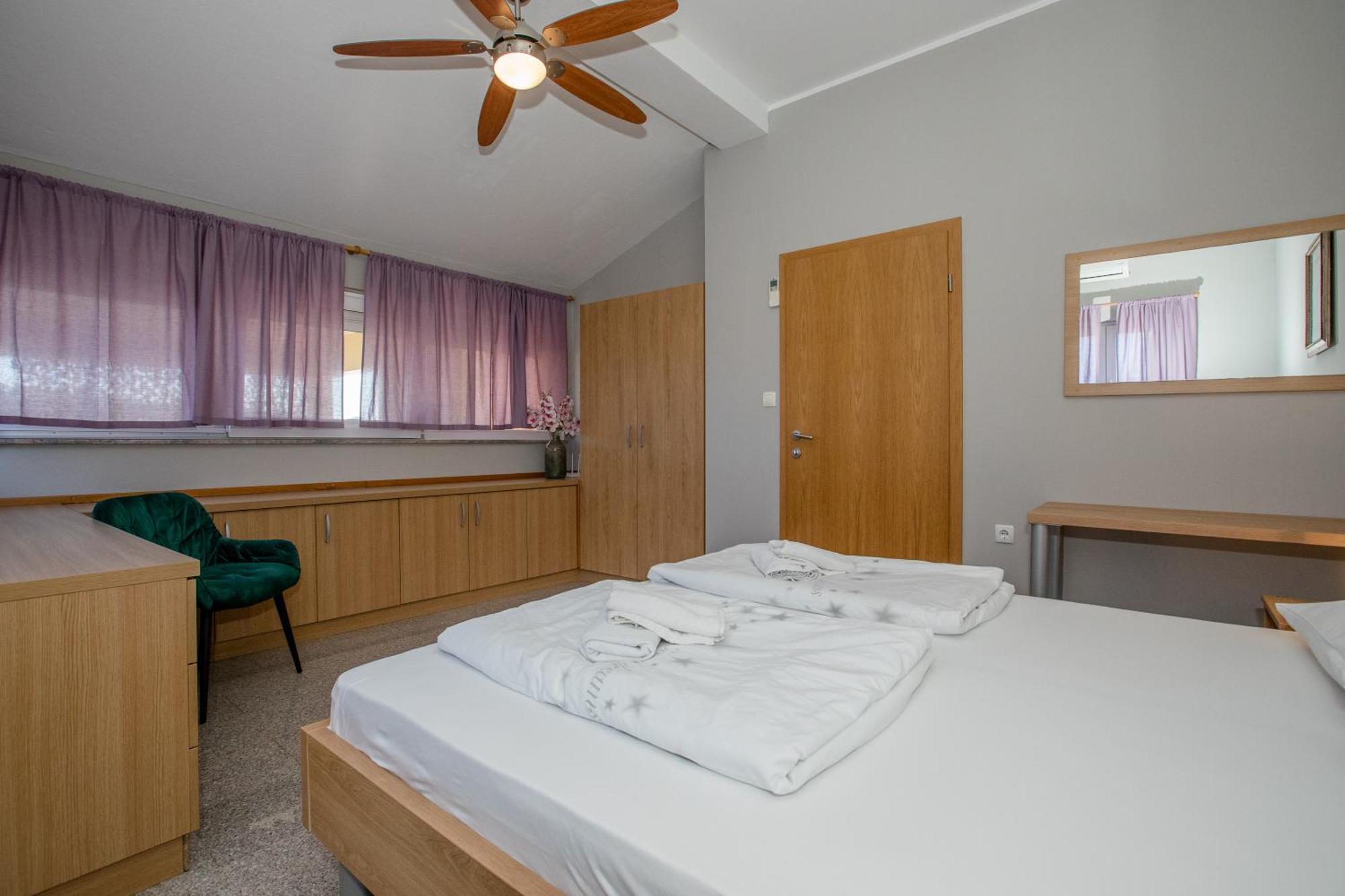 Apartmani Ana & Milo Lopar Værelse billede